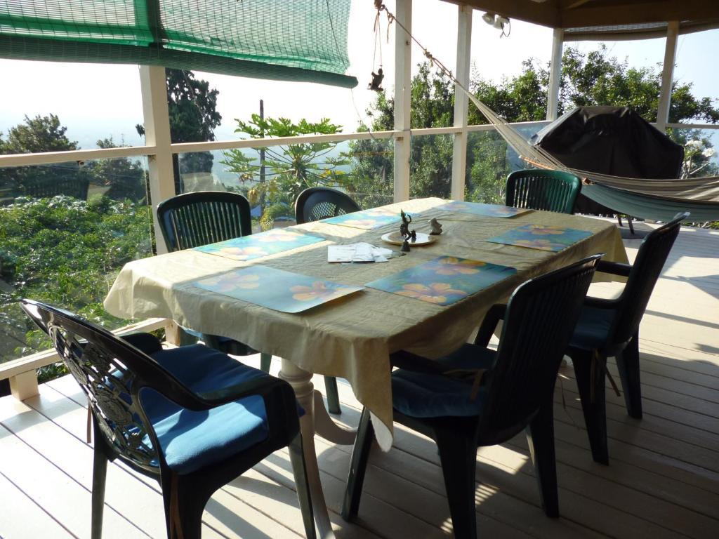 קפטן קוק A Beautiful Edge Of The World Bed & Breakfast מראה חיצוני תמונה